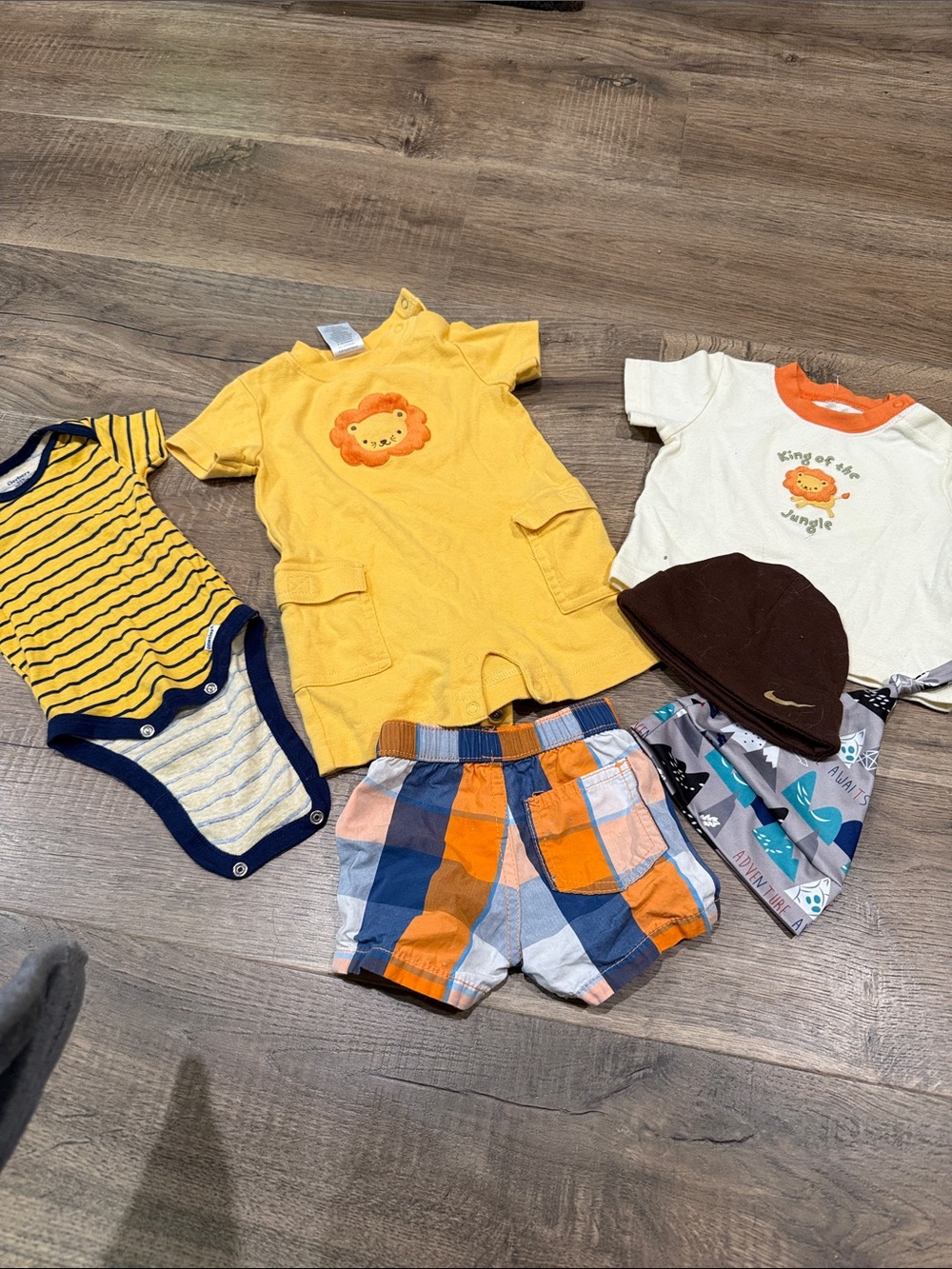 Yellow Lion Romper for Kids - Unbranded